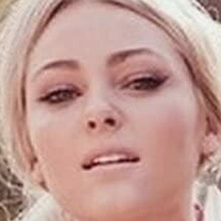 AnnaSophia Nude